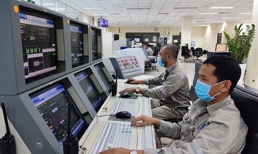 Các kỹ sư, chuyên gia PVFC Co (thuộc Petrovietnam) luôn cố gắng vận hành Nhà máy Đạm Phú Mỹ an toàn, ổn định. Nguồn: Petrovietnam