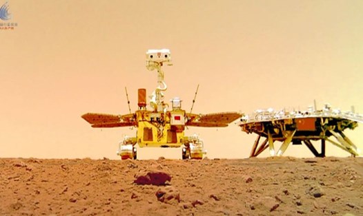 Tàu Chúc Dung của Trung Quốc trên sao Hỏa. Ảnh: Cơ quan vũ trụ Trung Quốc