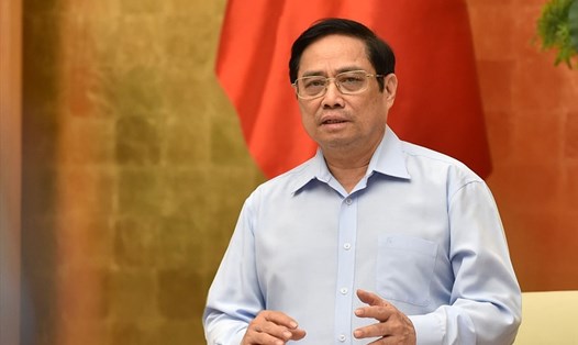 Thủ tướng Phạm Minh Chính chủ trì hội nghị trực tuyến sơ kết về công tác phòng, chống dịch COVID-19 tại các địa phương đang thực hiện giãn cách xã hội theo Chỉ thị số 16. Ảnh Nhật Bắc