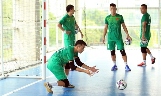 Tuyển Futsal Việt Nam chuẩn bị sang Tây Ban Nha tập huấn. Ảnh VFF