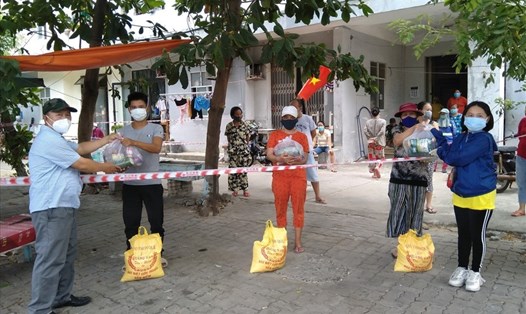 Đà Nẵng đảm bảo không để thiếu nhu yếu phẩm cho dân trong 7 ngày tạm dừng hoạt động toàn TP. Ảnh: T.C