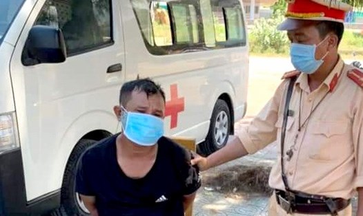 Tùng trộm xe máy rồi "thông chốt" kiểm soát dịch Cà Ná thì bị bắt. Ảnh: Công an Thuận Nam.
