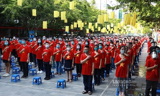 Học sinh Hà Nội tựu trường sớm nhất từ 1.9. 2021. Ảnh minh hoạ: Hải Nguyễn