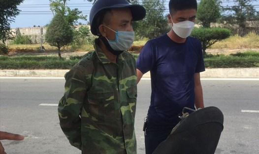 Đối tượng Trần Văn Lâm bị lực lượng chức năng Quảng Nam bắt giữ. Ảnh: Công an