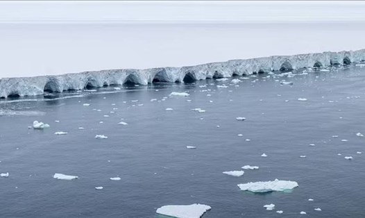 Sông băng Thwaites ở Nam Cực ngoài tác động của biến đổi khí hậu còn chịu tác động của sức nóng vỏ Trái đất. Ảnh: AFP