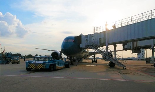 Vietnam Airlines vận chuyển trang thiết bị y tế, hậu cần vào TP. HCM chống dịch COVID-19: Ảnh ĐT