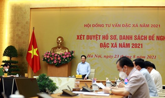 Phó Thủ tướng Phạm Bình Minh, Chủ tịch Hội đồng Tư vấn đặc xá năm 2021 chủ trì buổi họp. Ảnh: Hải Minh