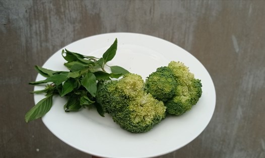 Chế độ ăn uống nhiều rau xanh giúp ngăn ngừa nguy cơ bệnh tai biến tái phát. Ảnh: Thanh Ngọc