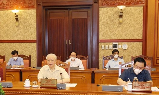 Tổng Bí thư Nguyễn Phú Trọng chủ trì cuộc họp. Ảnh Trí Dũng.