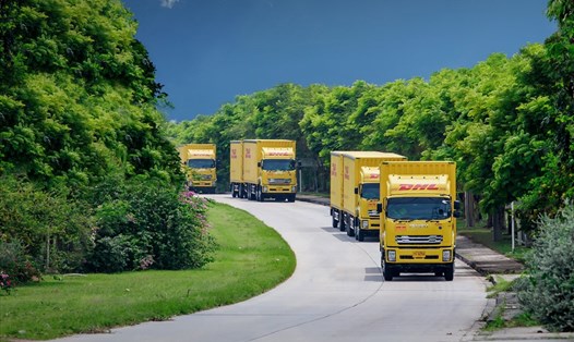 DHL Global Forwarding, nhà cung cấp dịch vụ vận tải quốc tế và là một công ty thành viên của Deutsche Post DHL Group