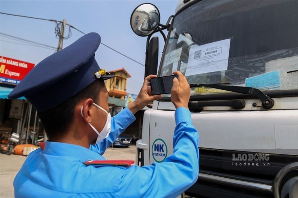 Hà Nội: Cấp Giấy nhận diện mã QR trên luồng xanh hoàn toàn miễn phí. Ảnh minh hoạ: LDO Hà Nội: Cấp Giấy nhận diện mã QR trên luồng xanh hoàn toàn miễn phí. Ảnh minh hoạ: LDO