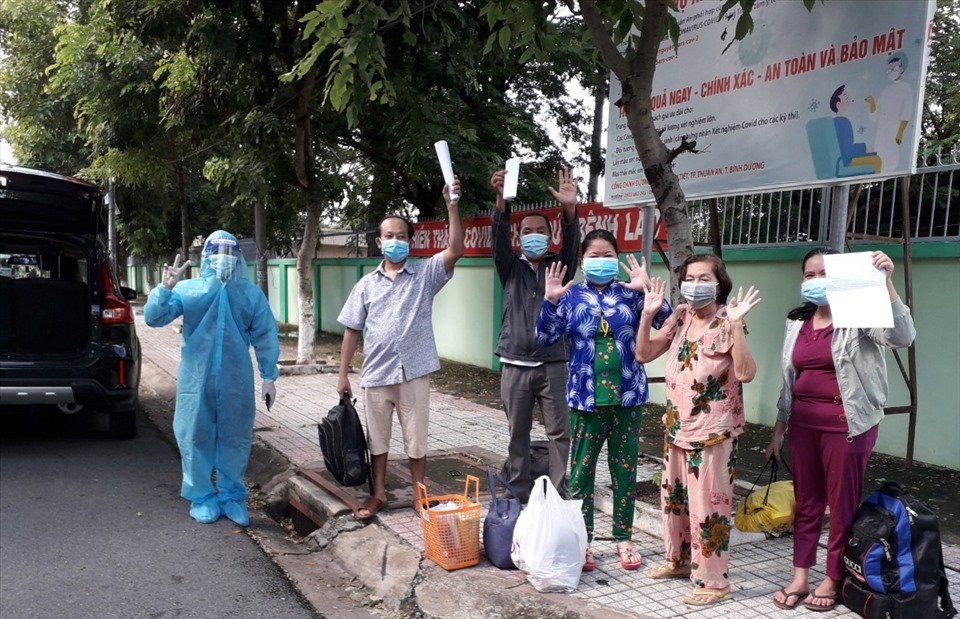 Bệnh nhân COVID-19 được về nhà. A: T. Lý Bệnh nhân COVID-19 được về nhà. A: T. Lý