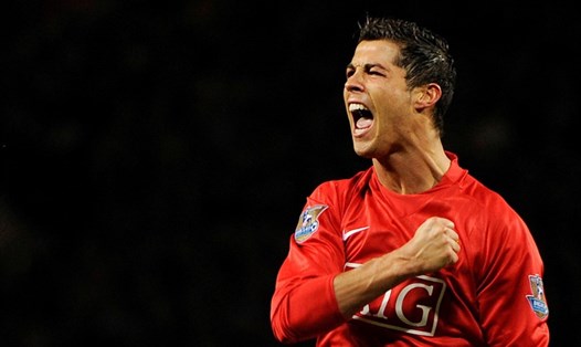 Ronaldo trở lại Man United sau 12 năm chia tay. Ảnh: AFP.