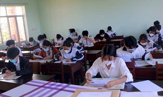 Học sinh Đắk Nông đang chuẩn bị làm bài thi. Ảnh:Bảo Lâm
