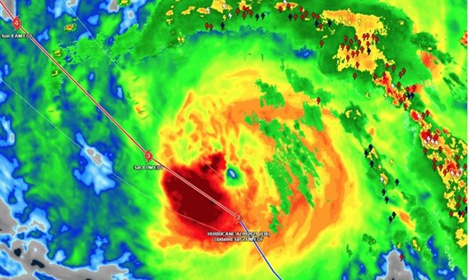 Theo tin bão mới nhất, cơn bão số 9 Ida dự kiến sẽ mạnh lên cấp 4 trước khi đổ bộ Louisiana, Mỹ vào 29.8. Ảnh: NHC