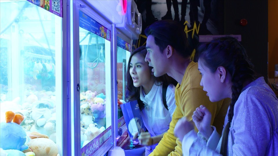 Vân Trang và Lương Thế Thành tiến triển tình cam trong "Canh bạc tình yêu". Ảnh: ĐPCC. Vân Trang và Lương Thế Thành tiến triển tình cam trong "Canh bạc tình yêu". Ảnh: ĐPCC.