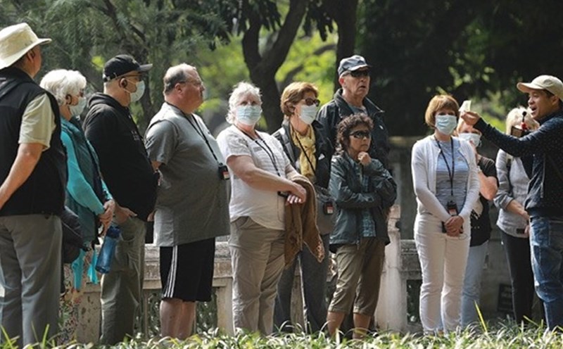 Nhiều địa phương tích cực triển khai gói hỗ trợ hướng dẫn viên du lịch. Ảnh: LĐ