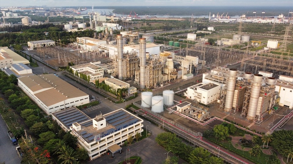 Hệ thống điện mặt trời tại tòa nhà hành chính Công ty Nhiệt điện Phú Mỹ. Ảnh: Công ty Nhiệt điện Phú Mỹ cung cấp.