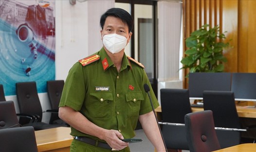 Thượng tá Nguyễn Văn Luyện, Trưởng Công an TP.Vũng Tàu thông tin về vụ việc. Ảnh: T.A