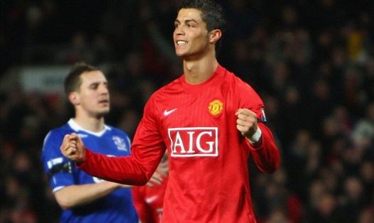 Man United sẽ sớm công bố bản hợp đồng của Ronaldo. Ảnh: Man United