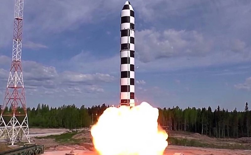 Sức mạnh khủng khiếp của siêu tên lửa đạn đạo Nga Sarmat