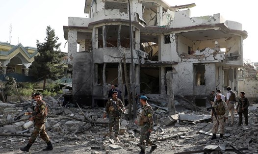 Quân đội Afghanistan canh giữ một địa điểm nổ lớn bằng bom xe đêm 3.8 ở thủ đô Kabul. Ảnh: 
Afghan National Army