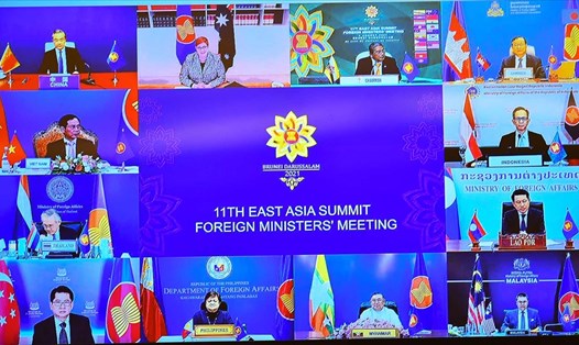 Hội nghị Cấp cao Đông Á (EAS) lần thứ 11 trao đổi về nhiều vấn đề quốc tế và khu vực trong đó có Biển Đông và tình hình Myanmar. Ảnh: Bộ Ngoại giao