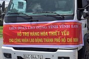Vĩnh Long: "Chuyến xe nghĩa tình" tiếp sức 5 tấn hàng cho công nhân TPHCM