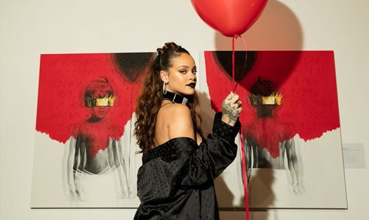 Ca sĩ Rihanna trở thành tỉ phú ở tuổi 33. Ảnh: Xinhua