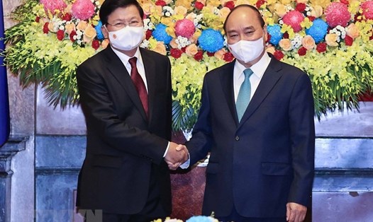 Chủ tịch nước Nguyễn Xuân Phúc hội kiến Tổng Bí thư, Chủ tịch nước Lào Thongloun Sisoulith, ngày 29.6.2021 tại Hà Nội. Ảnh: TTXVN