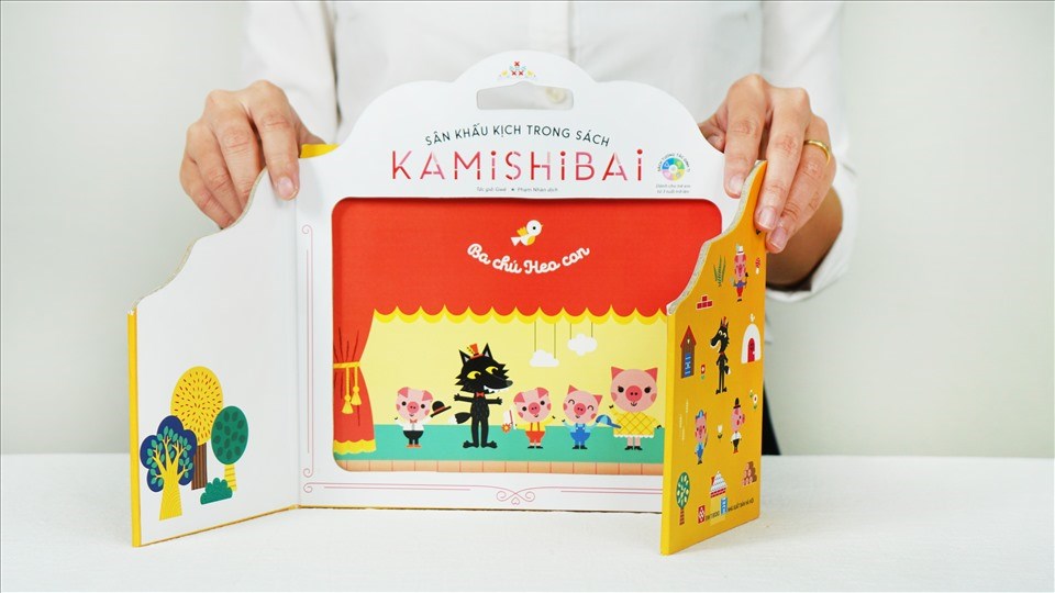 Kamishibai - Sân khấu kịch trong sách sẽ mang lại sự thú vị cho độc giả nhí Việt Nam. Ảnh: Đinh Tị Kamishibai - Sân khấu kịch trong sách sẽ mang lại sự thú vị cho độc giả nhí Việt Nam. Ảnh: Đinh Tị