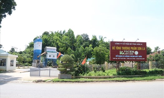 Trạm trộn bê tông của Công ty CP bê tông Sơn La ở xã Chiềng Mung, huyện Mai Sơn (Sơn La).