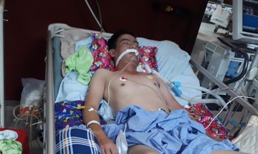 Anh Hậu hiện đang điều trị tại Bệnh viện Bạch Mai (Hà Nội). 
Ảnh: GĐCC