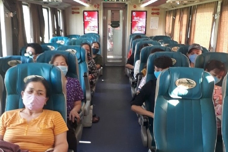 Hành khách đi tàu đến tỉnh đang giãn cách phải có giấy xác nhận gì? Hành khách đi tàu đến tỉnh đang giãn cách phải có giấy xác nhận gì?