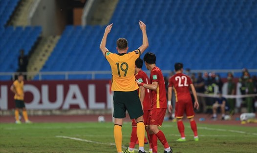 Hình ảnh cầu thủ Australia cao vượt trội so với cầu thủ Việt Nam. Ảnh: Hoài Thu