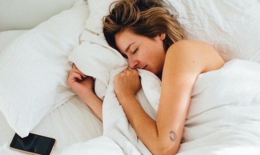 Những sai lầm về giấc ngủ gây ảnh hưởng đến sức khỏe. Ảnh: Healthline