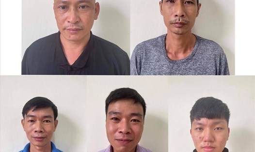 Nhóm đối tượng 5 người tổ chức đánh bạc ở TP.Buôn Ma Thuột, tỉnh Đắk Lắk vừa bị khởi tố. Ảnh: Công an cung cấp.