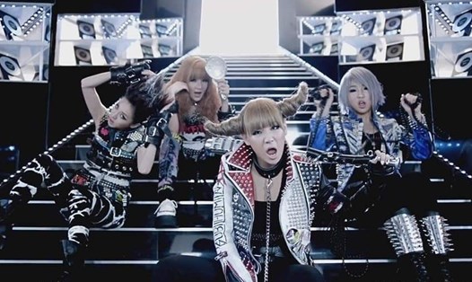 “I Am the Best” là MV đầu tiên của 2NE1 đạt 300 triệu lượt xem. Ảnh: MV.