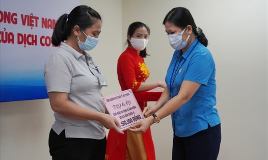 258 công nhân lao động khu công nghiệp ở Hải Phòng nhận hỗ trợ theo QĐ 2606 của Tổng LĐLĐ Việt Nam. Ảnh minh hoạ MD