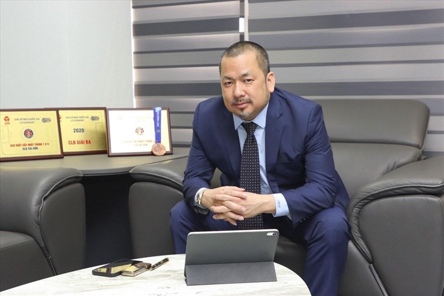 Chủ tịch câu lạc bộ Sài Gòn - ông Trần Hòa Bình nhấn mạnh việc hợp tác chiến lược giữa đội bóng với các đối tác Nhật Bản đã được nâng lên một tầm cao mới. Ảnh: NVCC.