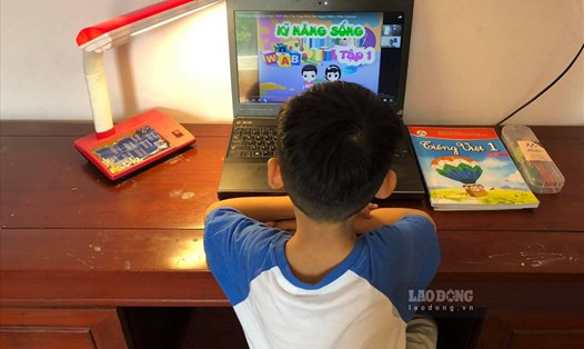 Hiện nay, học sinh các cấp trên địa bàn tỉnh Bắc Ninh đang học trực tuyến.