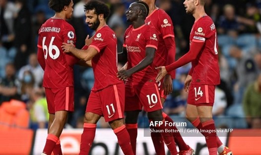 Liverpool bám sát Man United ở đỉnh bảng xếp hạng. Ảnh: AFP