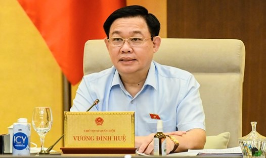 Chủ tịch Quốc hội Vương Đình Huệ phát biểu tại Phiên họp thứ 3 của Ủy ban Thường vụ Quốc hội ngày 14.9. Ảnh: Minh Hùng