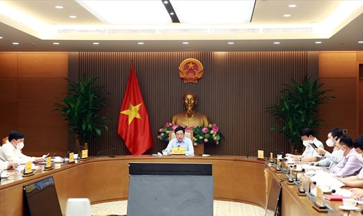 Phó Thủ tướng Thường trực Phạm Bình Minh chủ trì cuộc họp. Ảnh: Hải Minh