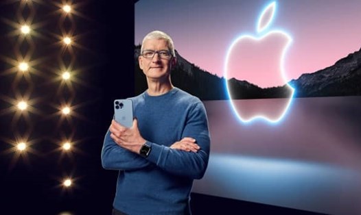 CEO Apple Tim Cook giới thiệu iPhone 13. Ảnh: Apple