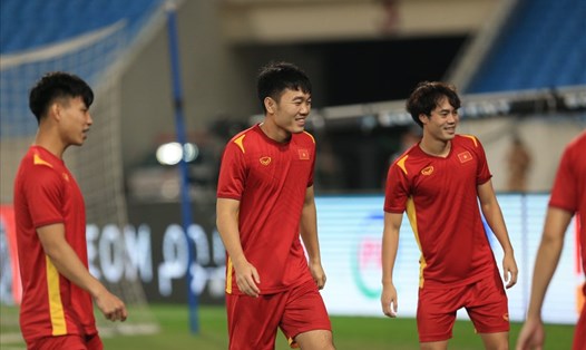 Tuyển Việt Nam sẽ trở lại tập luyện từ hôm 16.9 để chuẩn bị cho trận gặp tuyển Trung Quốc và Oman tại vòng loại World Cup 2022. Ảnh: Hoài Thu.