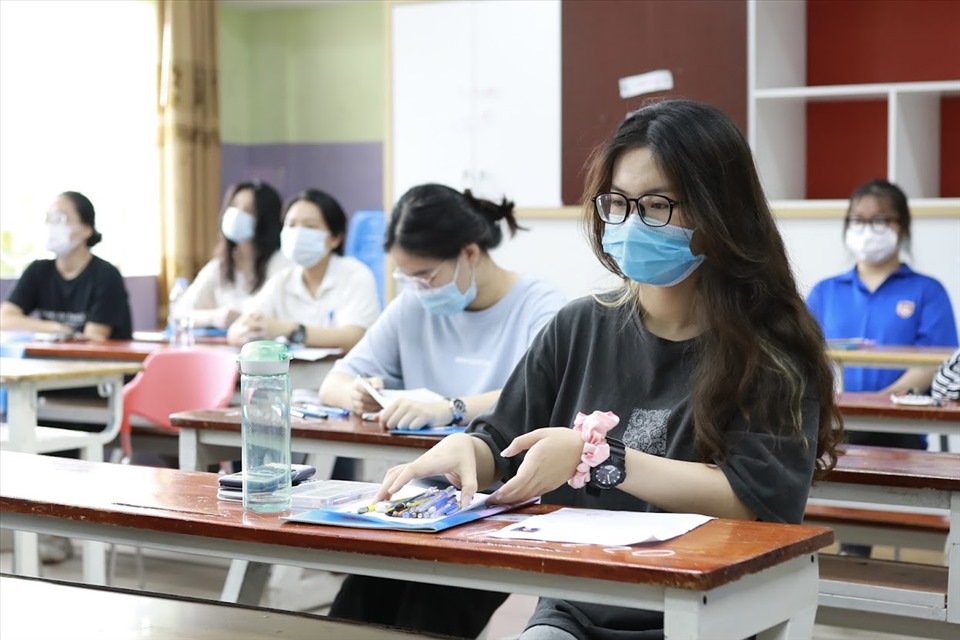 Lần đầu tiên điểm chuẩn trường sư phạm "lập đỉnh", 30,5 điểm/3 môn mới đỗ