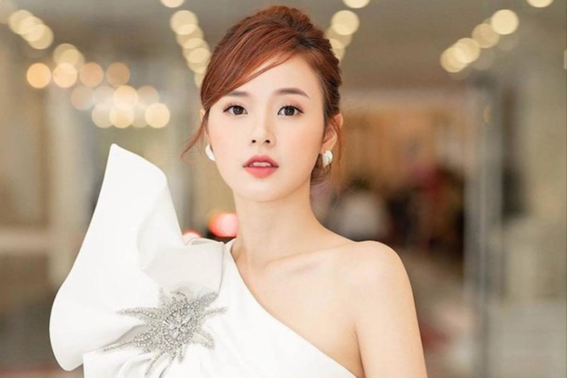 Tình duyên của Midu ở tuổi 31 sau hủy hôn với bạn trai thiếu gia
