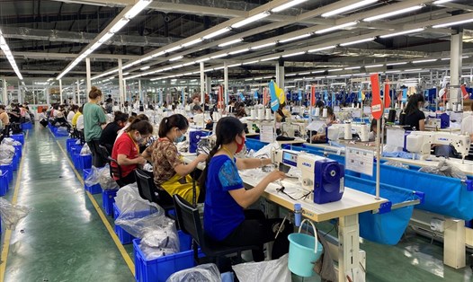 Một phân xưởng sản xuất của Nhà máy dệt may Weitai Hạ Long, KCN Việt Hưng. Ảnh: Nguyễn Hùng