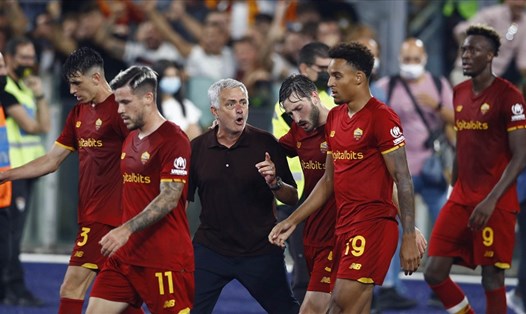 Jose Mourinho muốn vô địch Conference League cùng AS Roma để đi vào lịch sử tại Cúp châu Âu. Ảnh: Serie A